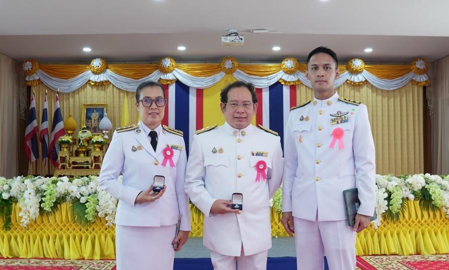 สบร.ร่วมงานเปิดนิทรรศการเฉลิมพระเกียรติ “ร้อยใจภักดิ์ นฤบดินทร์ปิ่นสยาม เทิดไท้องค์ราชามหาวชิราลงกรณ ๗๒ พรรษา” 