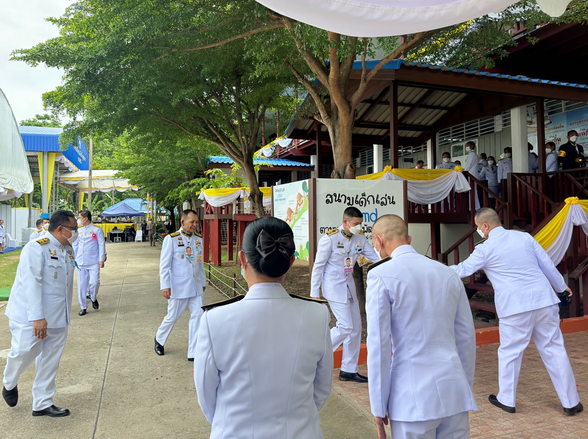สบร.ร่วมงานเปิดนิทรรศการเฉลิมพระเกียรติ “ร้อยใจภักดิ์ นฤบดินทร์ปิ่นสยาม เทิดไท้องค์ราชามหาวชิราลงกรณ ๗๒ พรรษา” 
